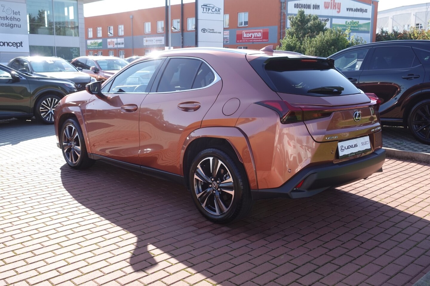 Lexus UX