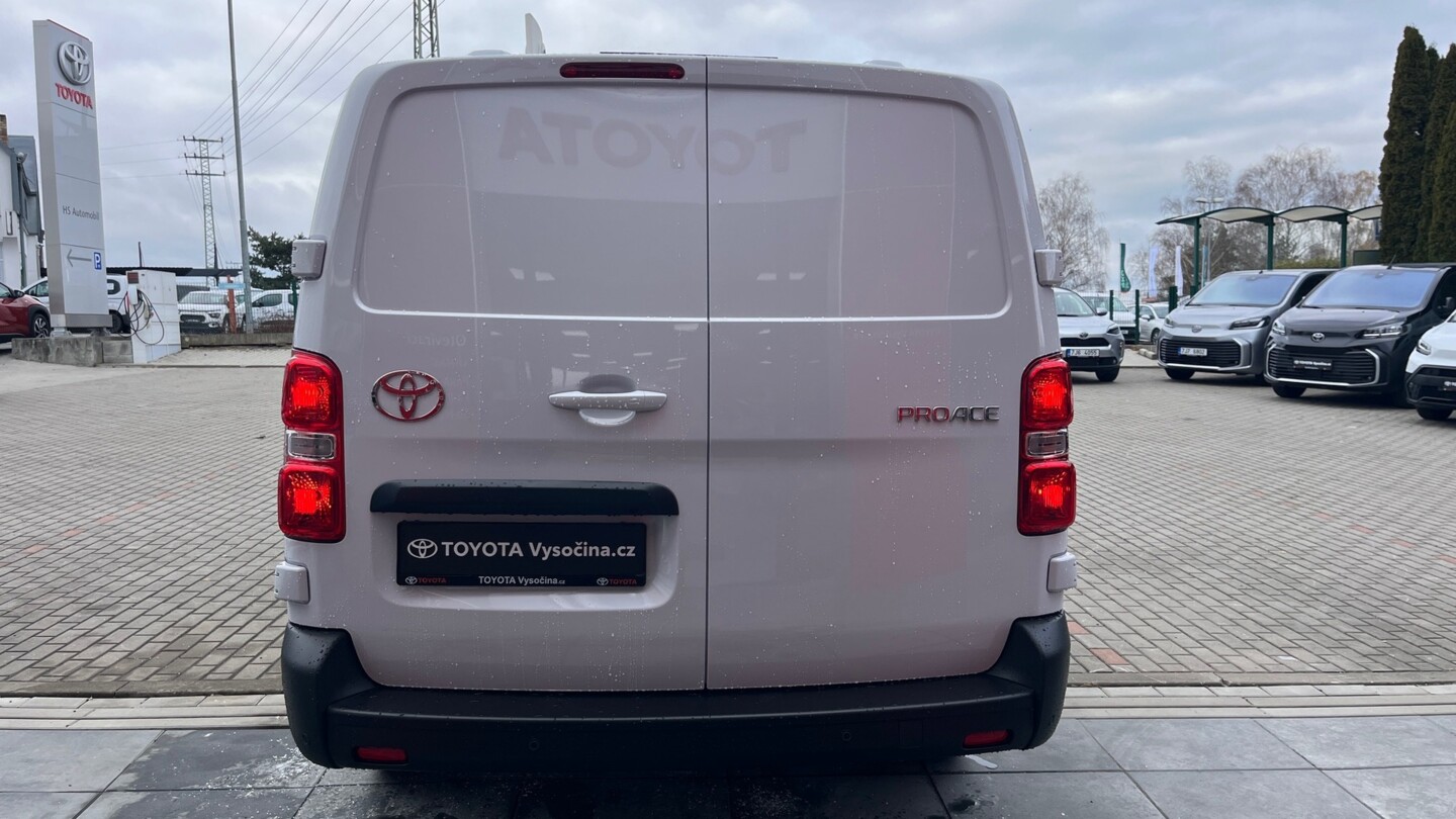 Toyota PROACE