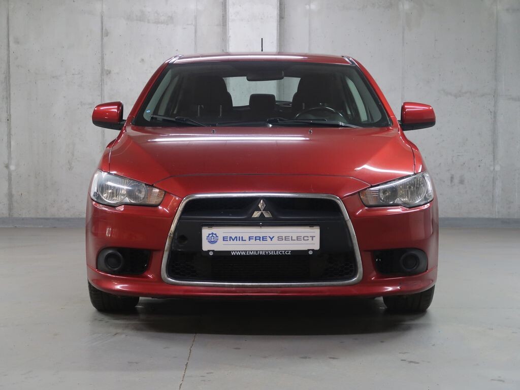 Mitsubishi Lancer
