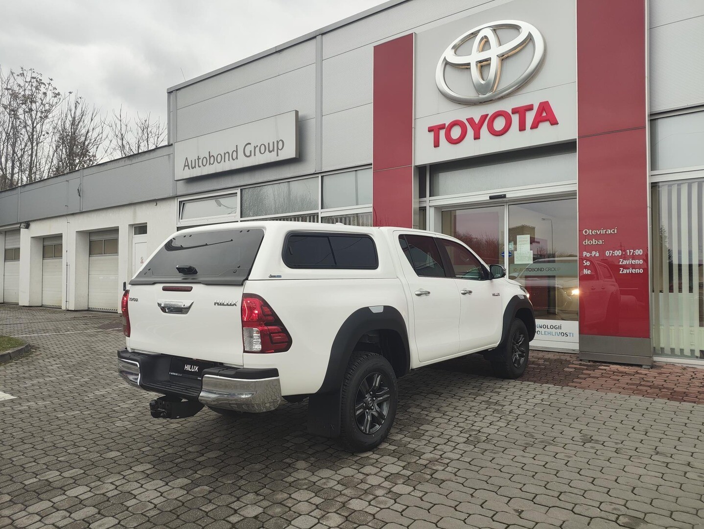 Toyota Hilux