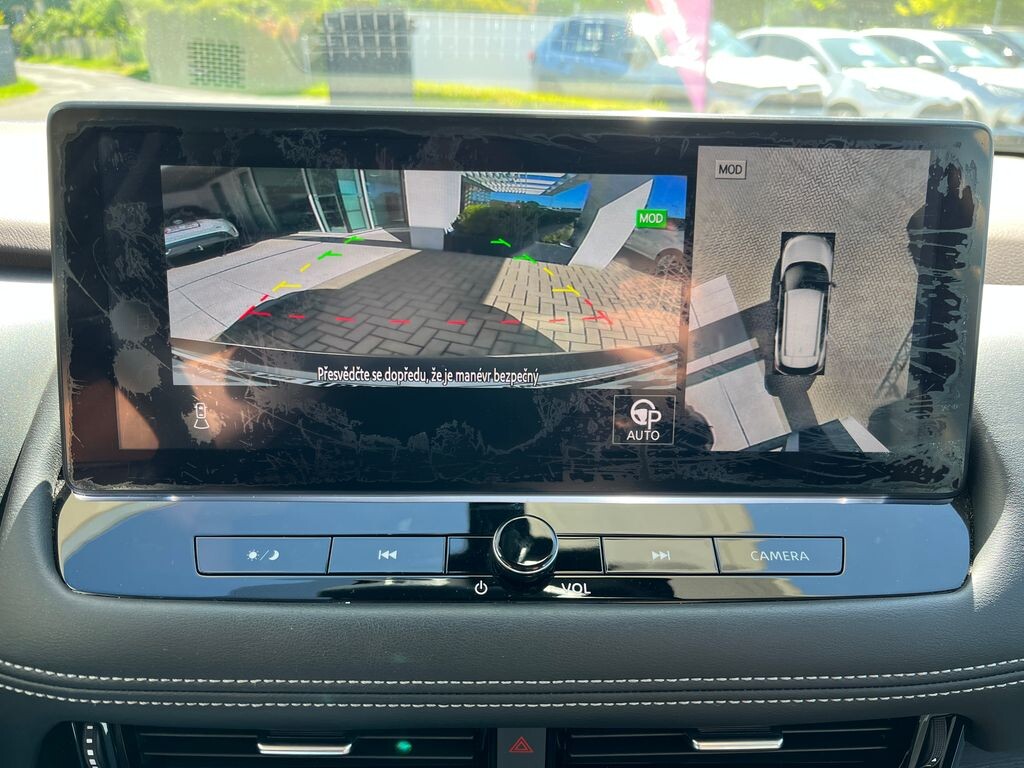 Nissan Další
