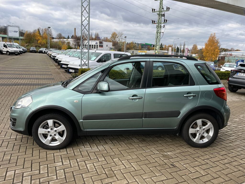 Suzuki SX4