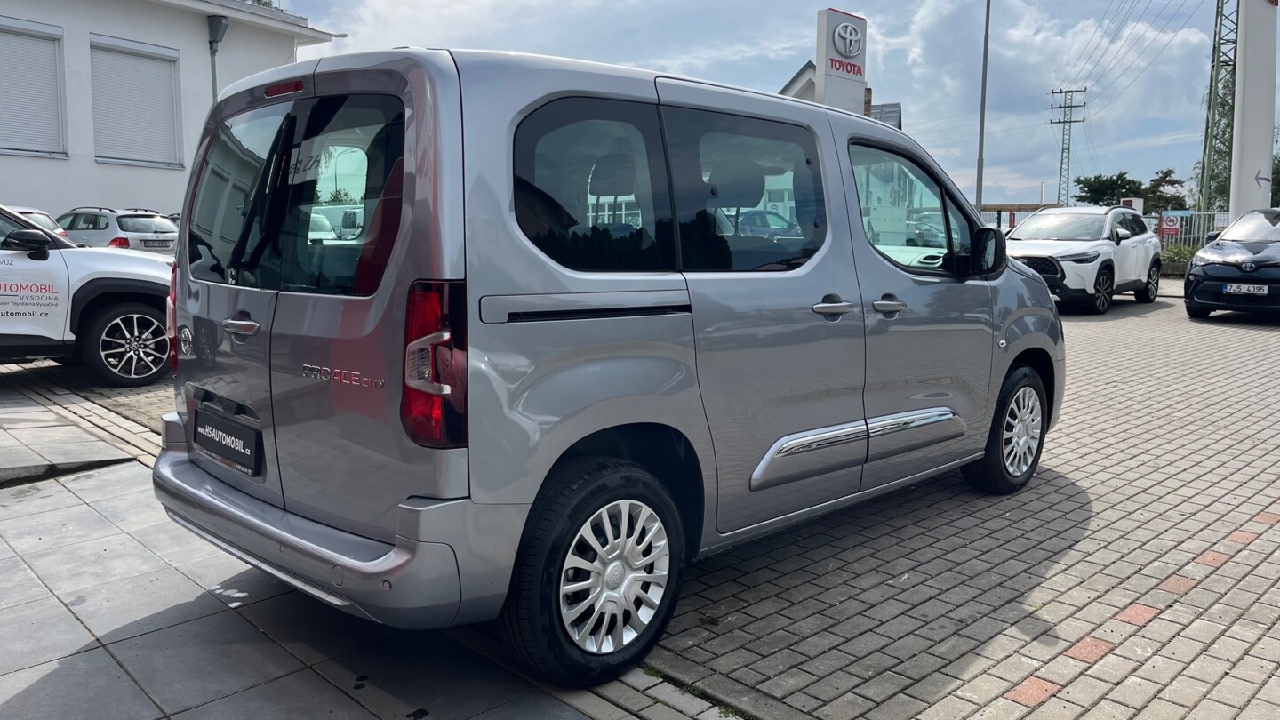 Toyota PROACE CITY VERSO