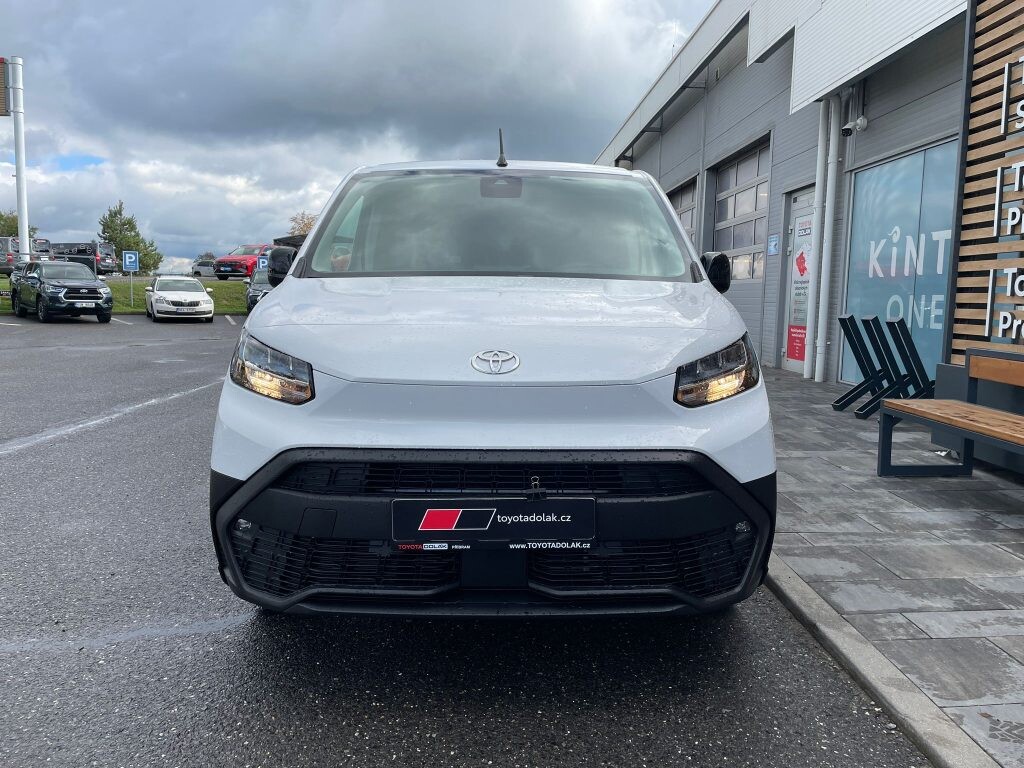 Toyota PROACE