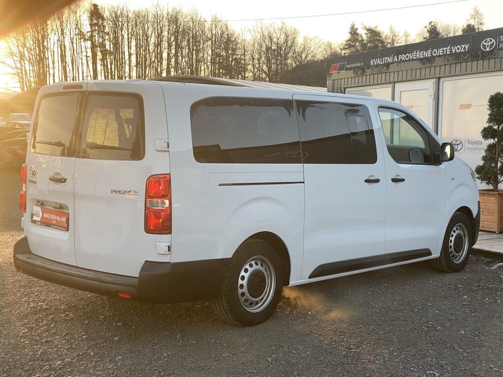 Toyota PROACE
