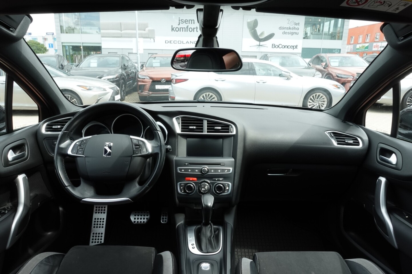 DS Automobiles DS 4