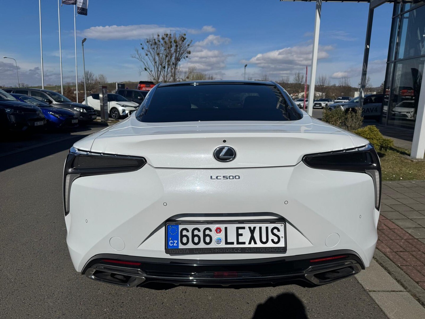 Lexus LC