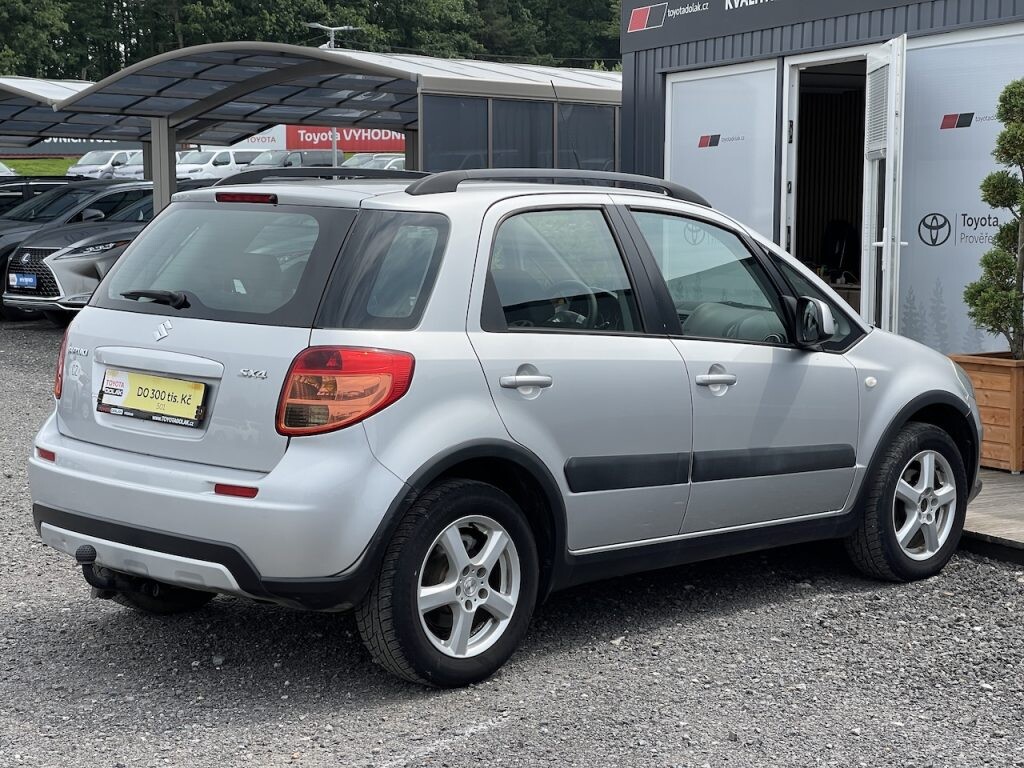 Suzuki SX4