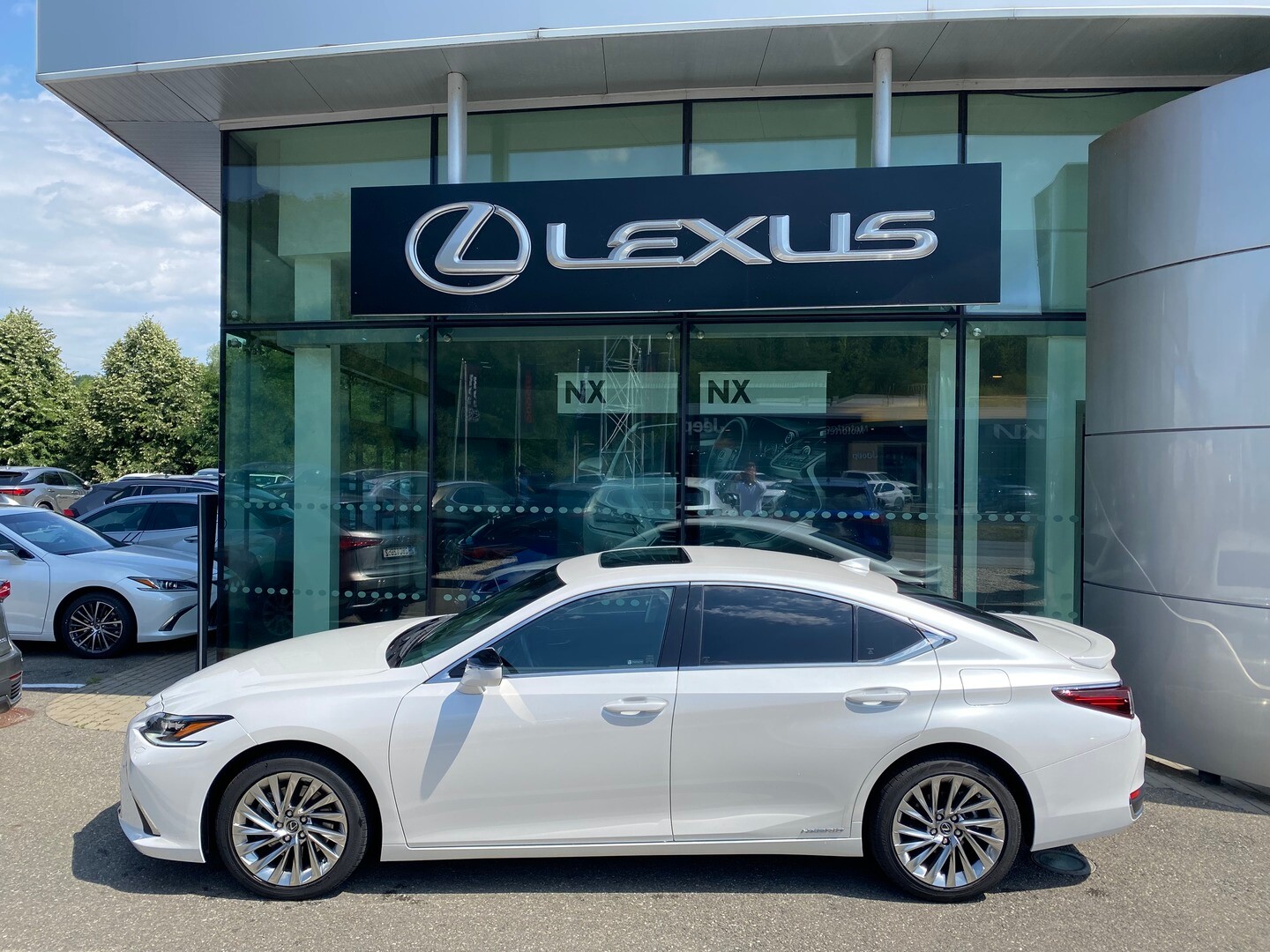 Lexus ES