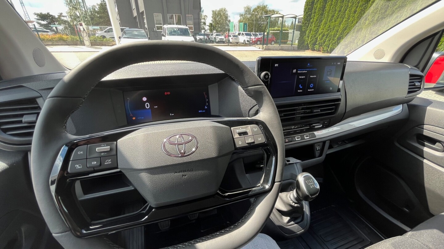 Toyota PROACE