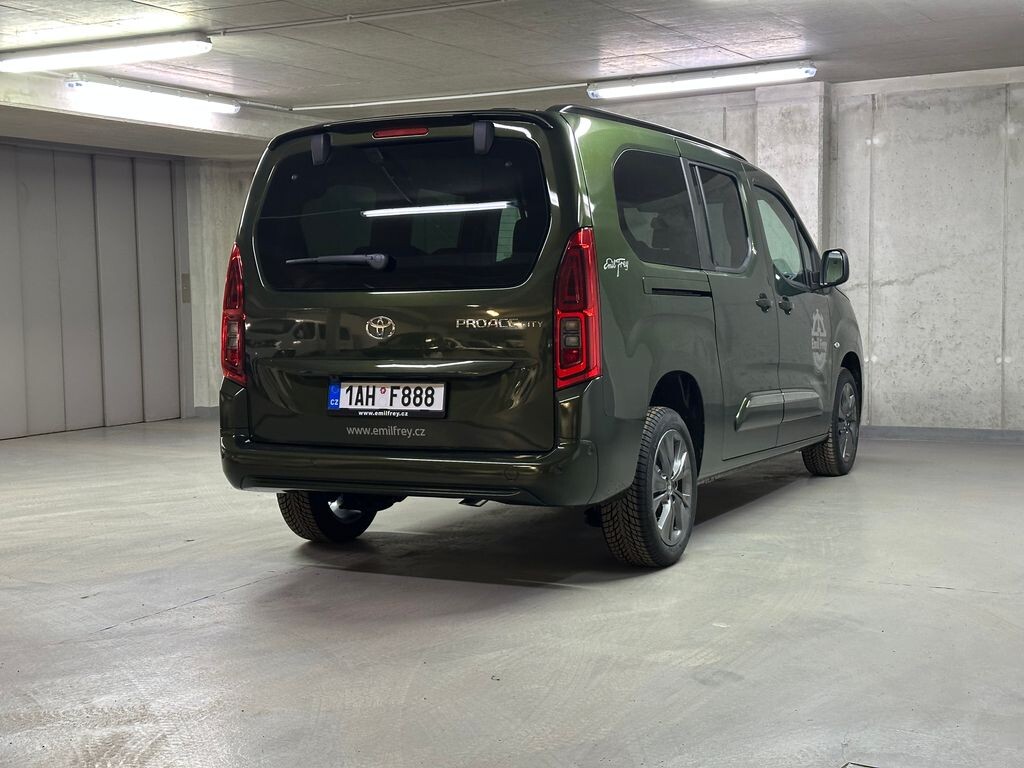 Toyota PROACE