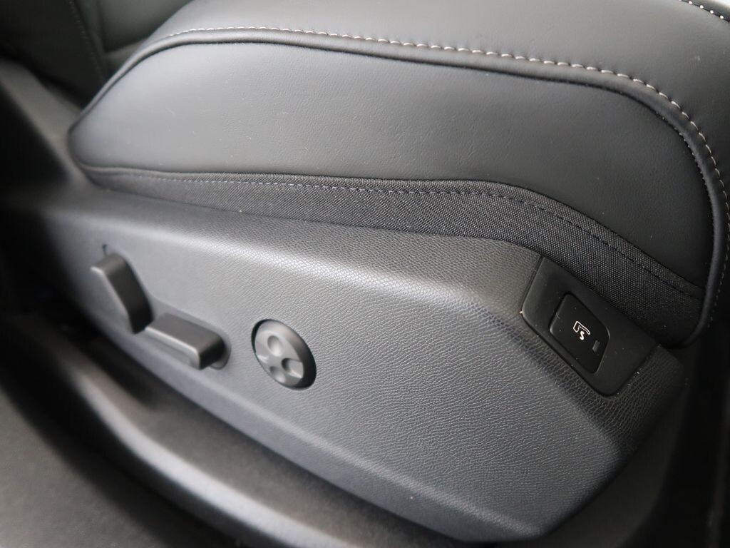 DS Automobiles DS 7 Crossback