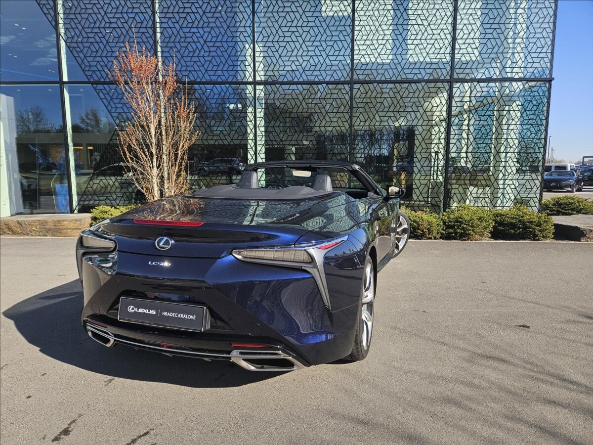 Lexus LC