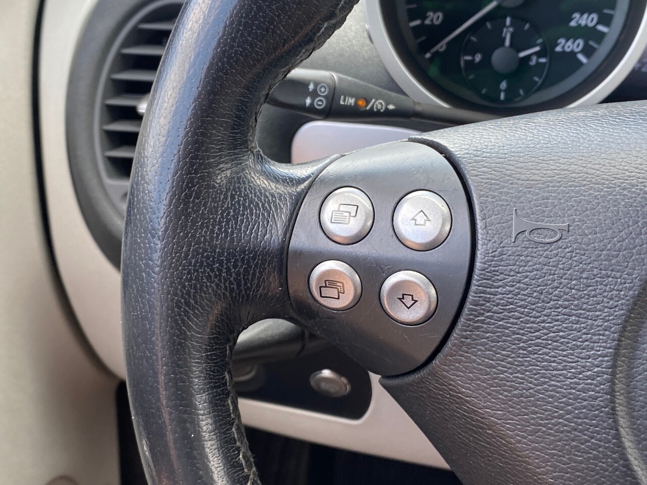 Mercedes-Benz SLK
