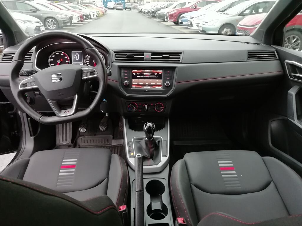 Seat Arona