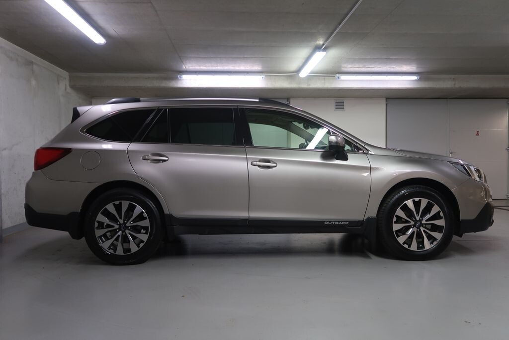 Subaru OUTBACK