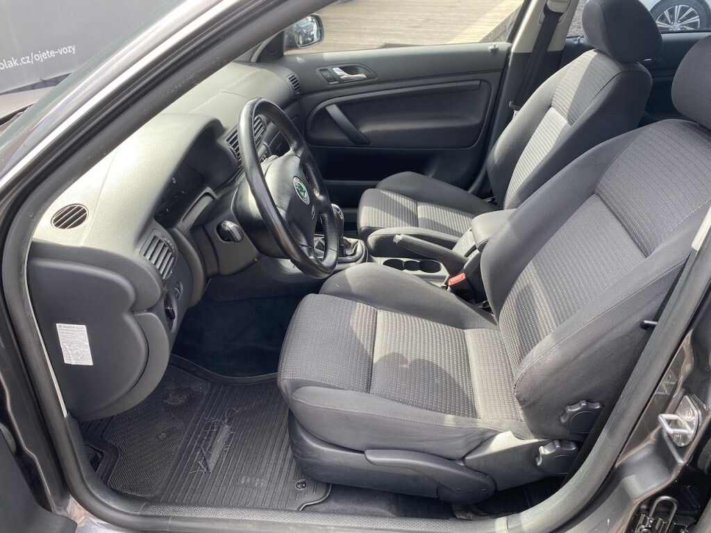Škoda Superb