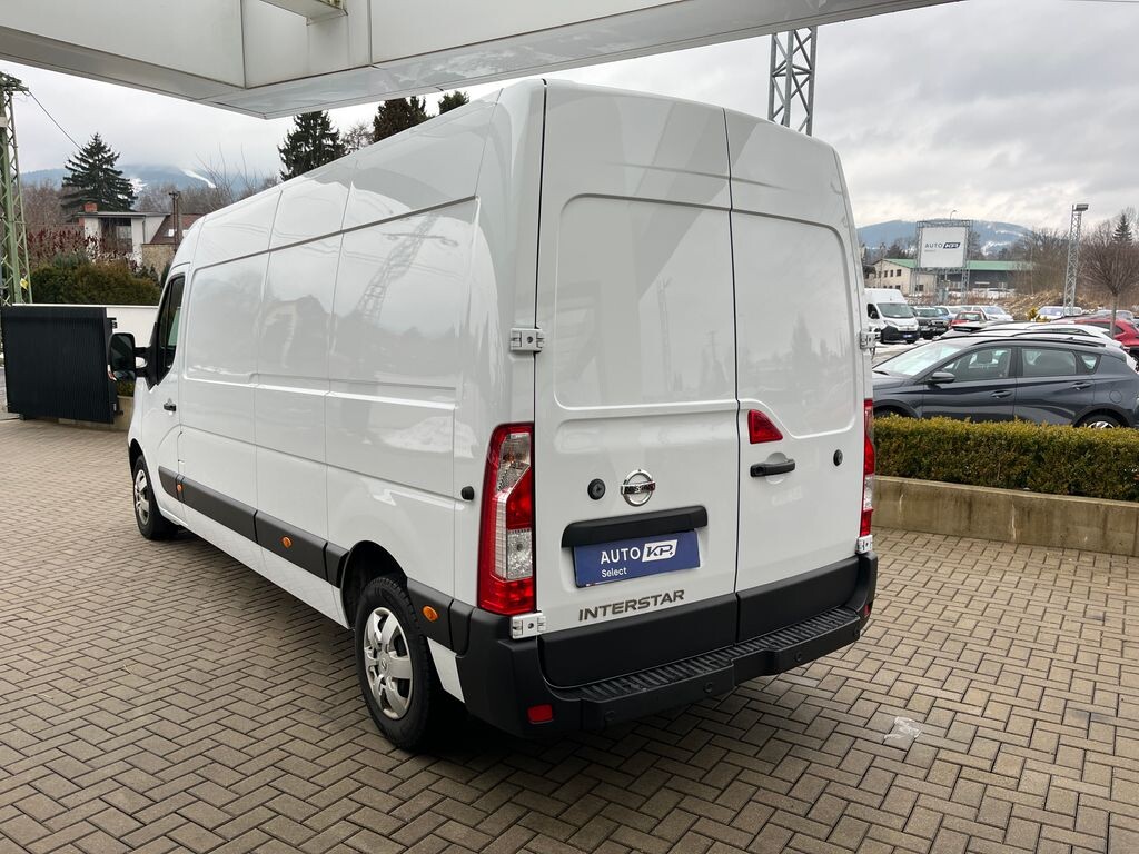 Nissan Interstar