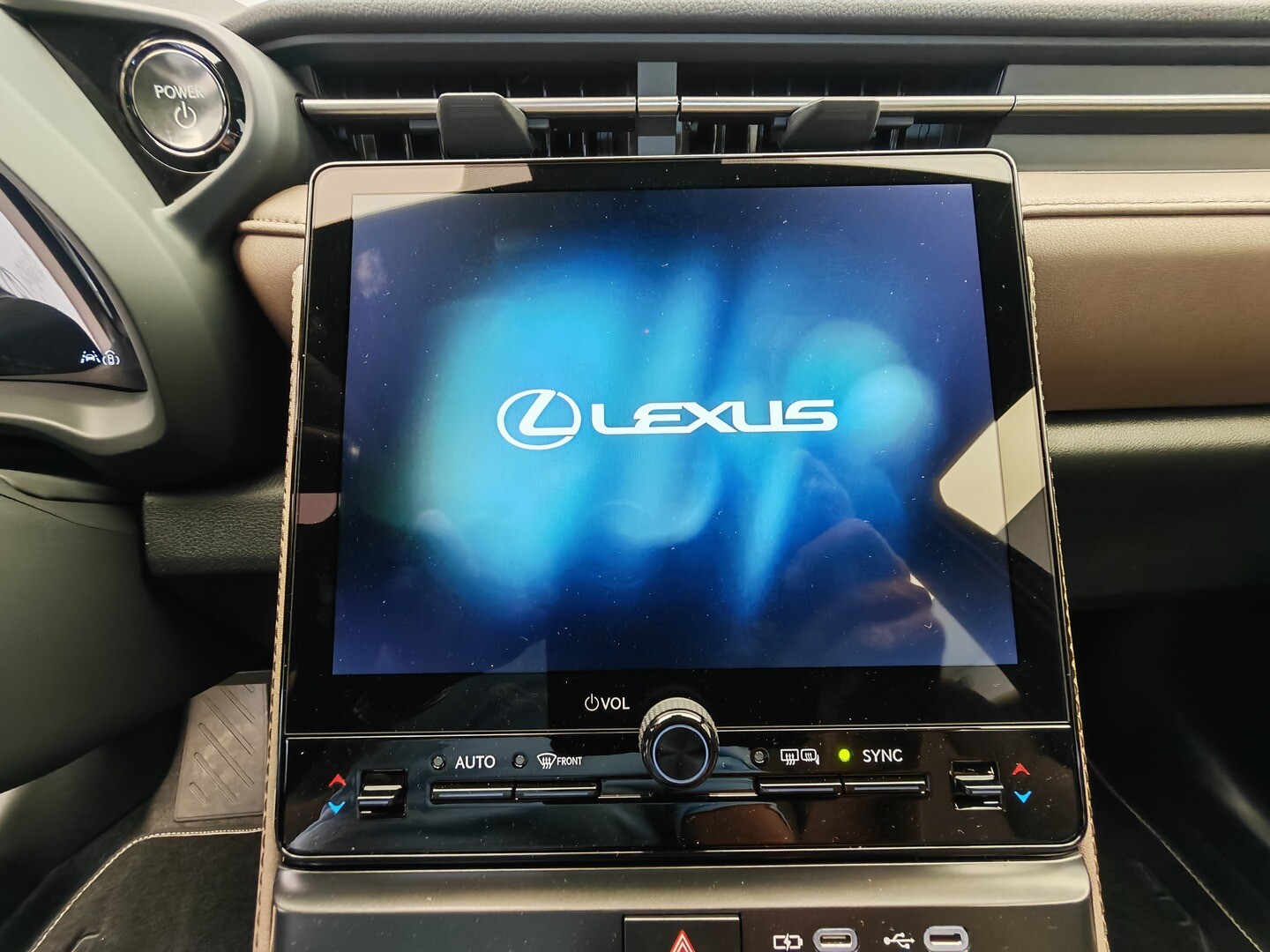 Lexus LBX