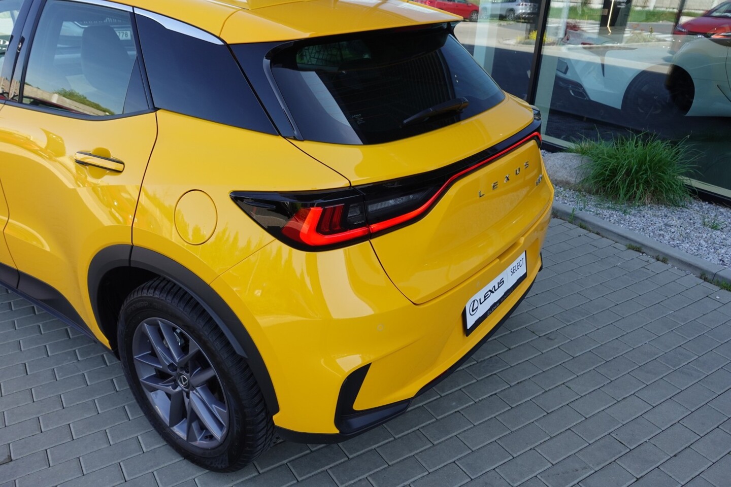 Lexus LBX