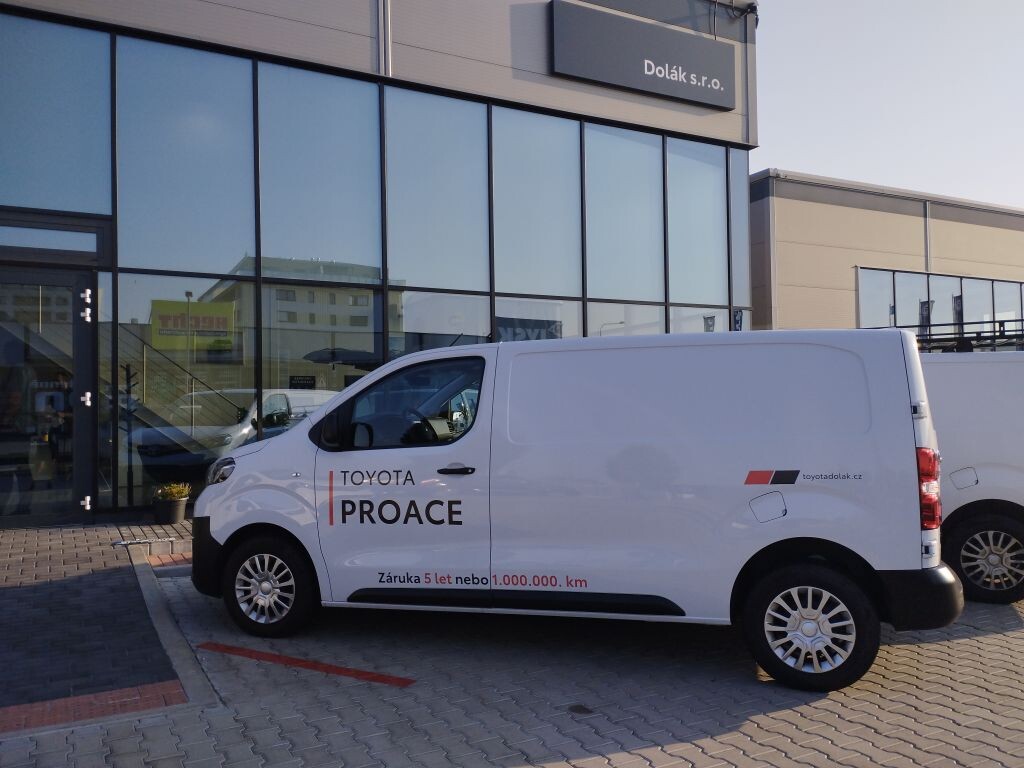 Toyota PROACE