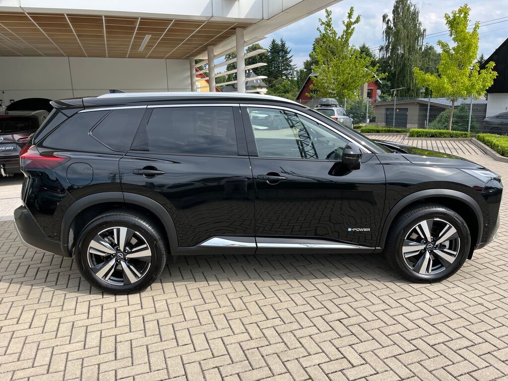 Nissan Další