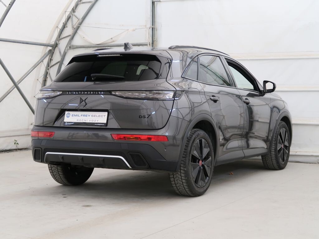 DS Automobiles DS 7 Crossback