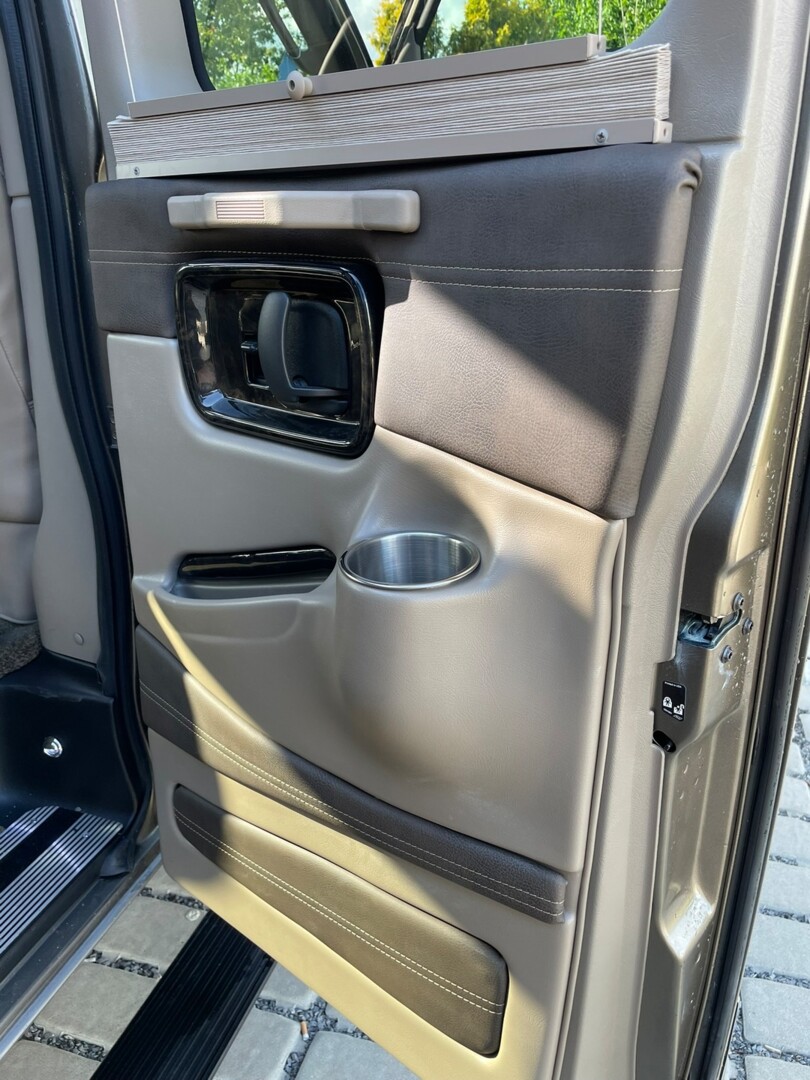 GMC Savana