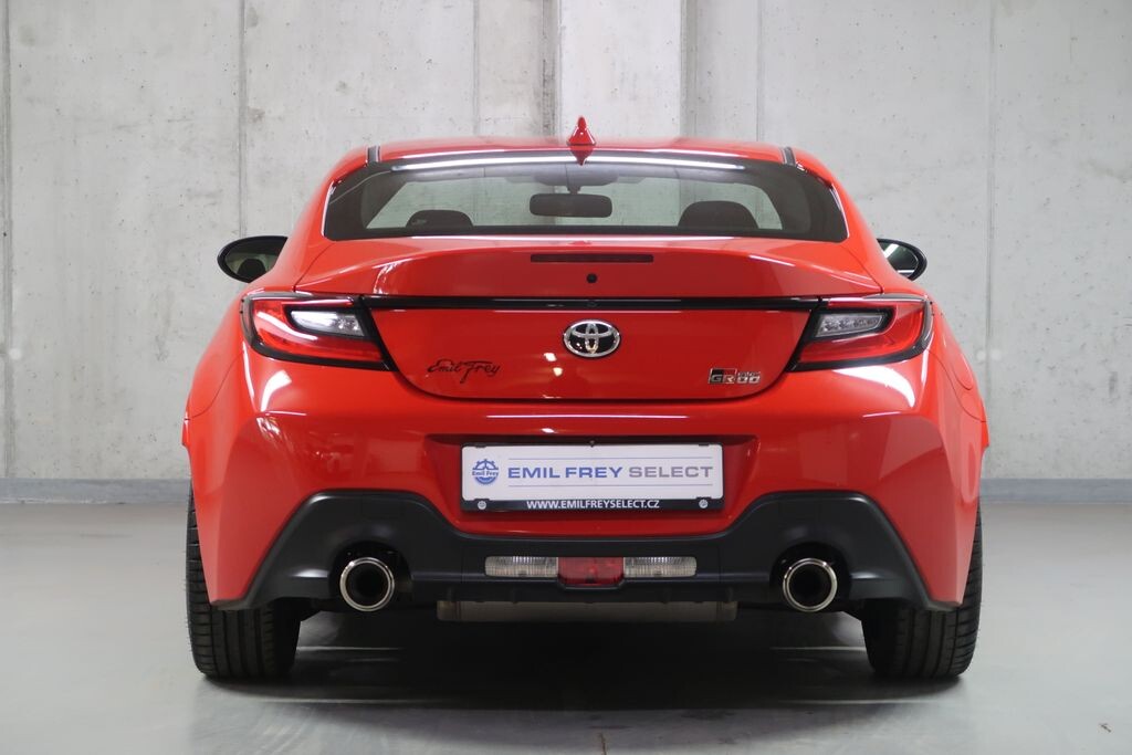 Toyota GR86