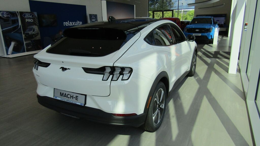 Ford Mustang Mach-E