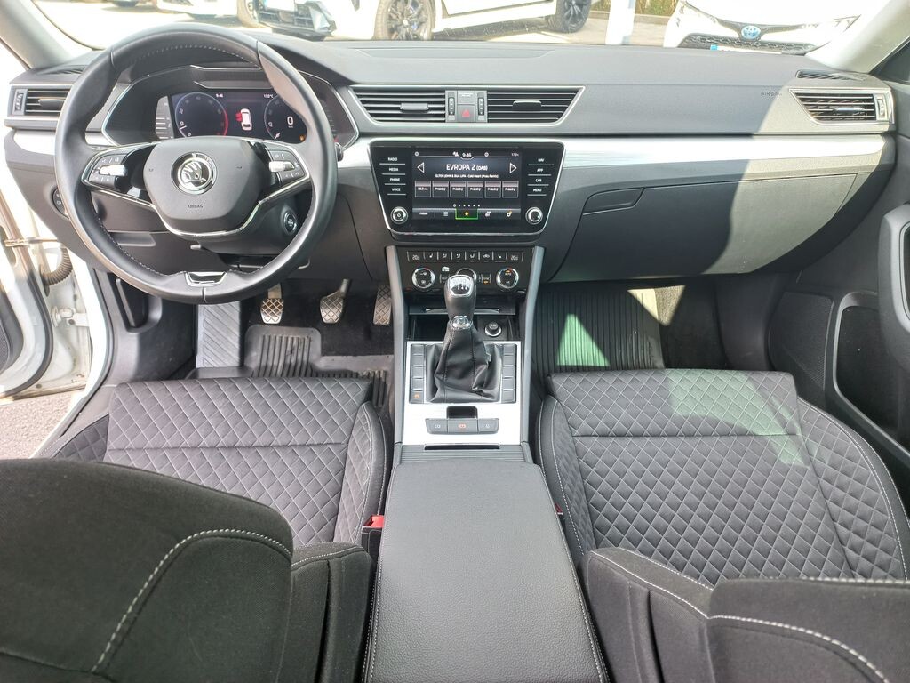 Škoda Superb