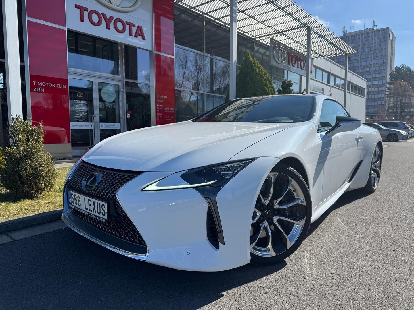 Lexus LC