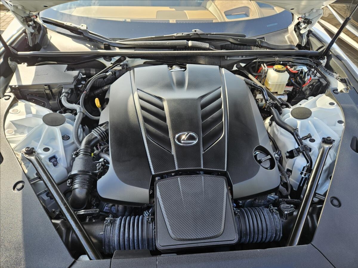 Lexus LC