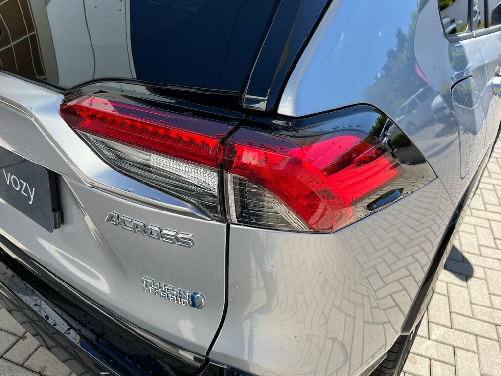 Suzuki Across