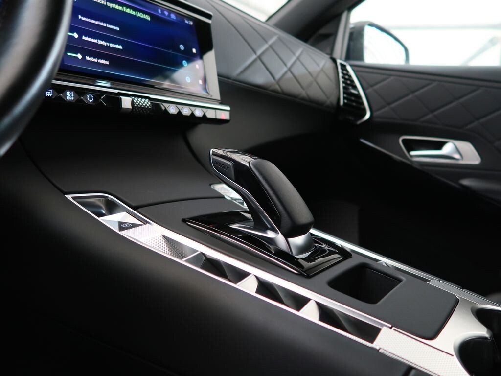 DS Automobiles DS 7 Crossback