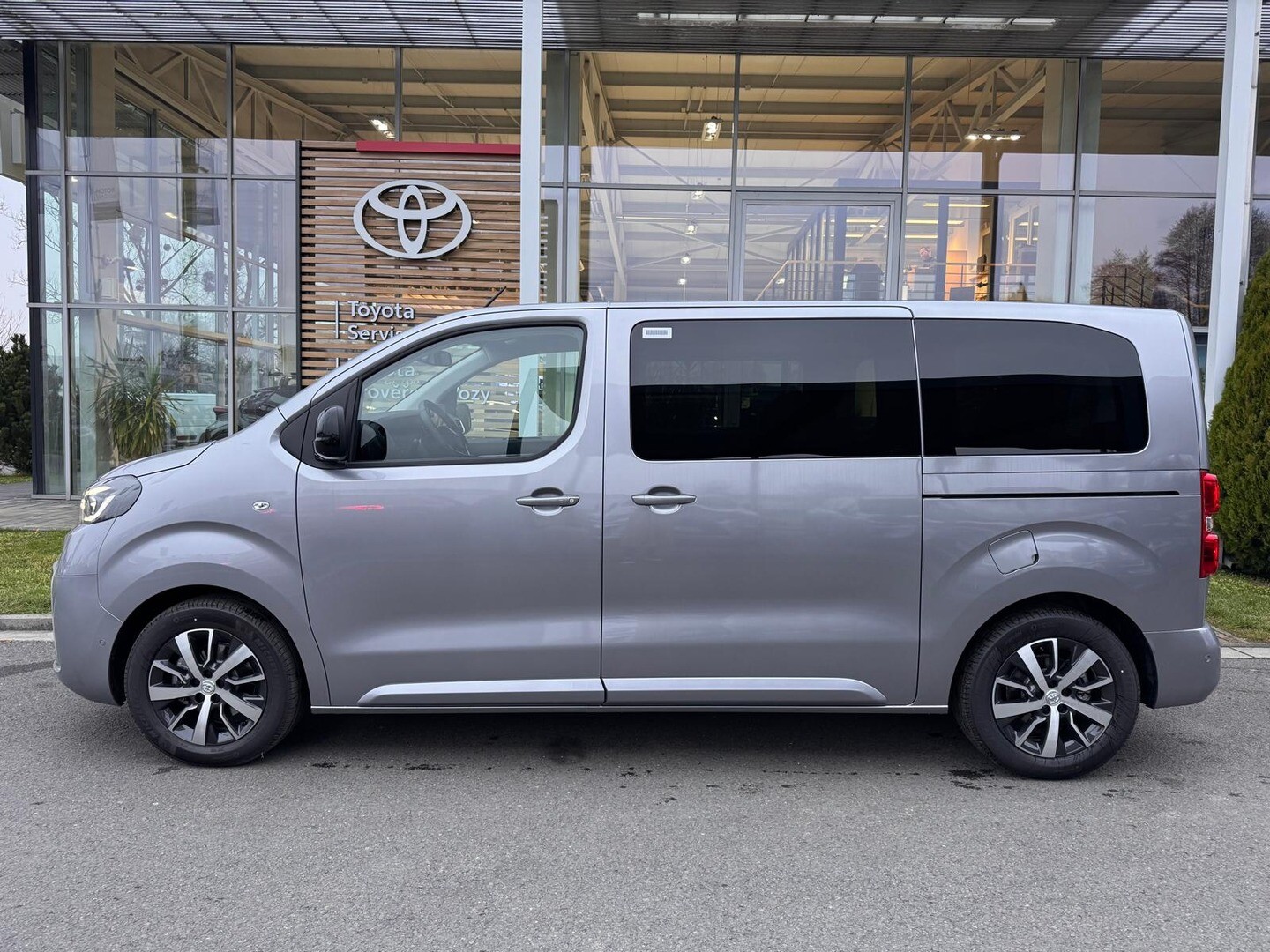 Toyota PROACE