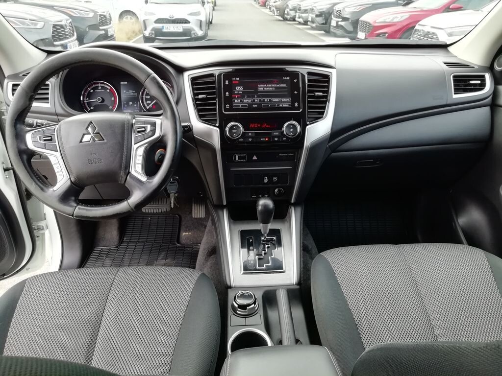 Mitsubishi L200