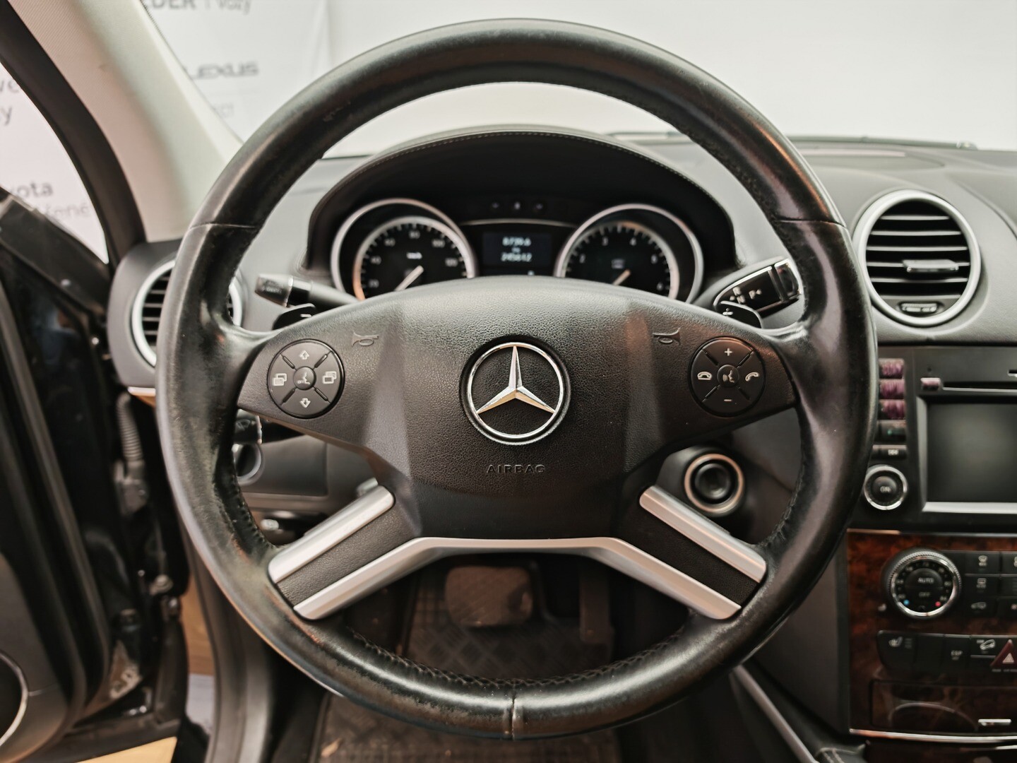 Mercedes-Benz GL