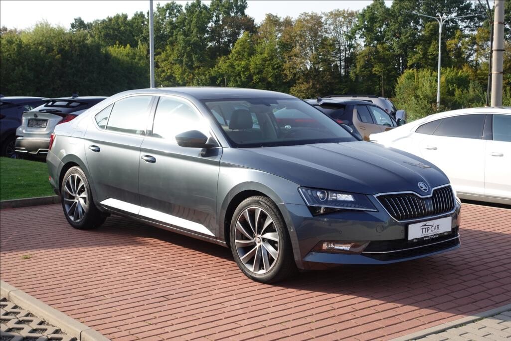 Škoda Superb