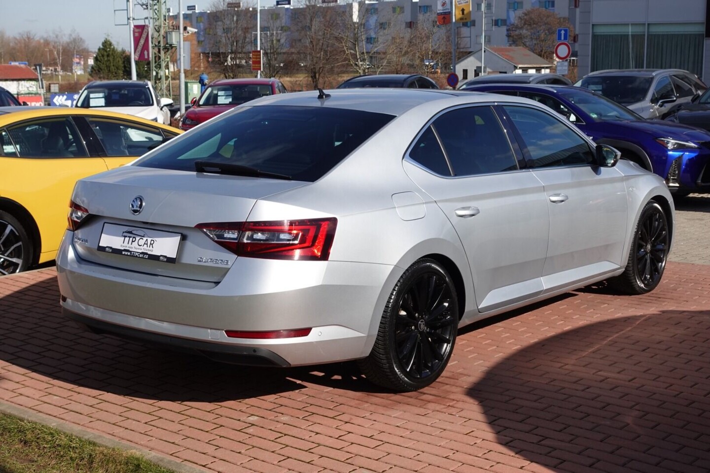 Škoda Superb