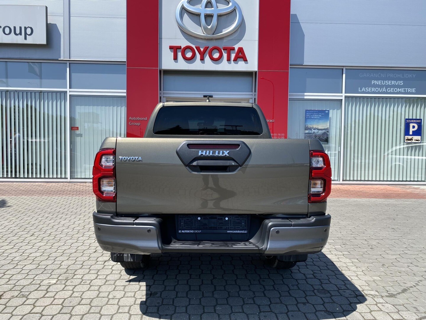 Toyota Hilux