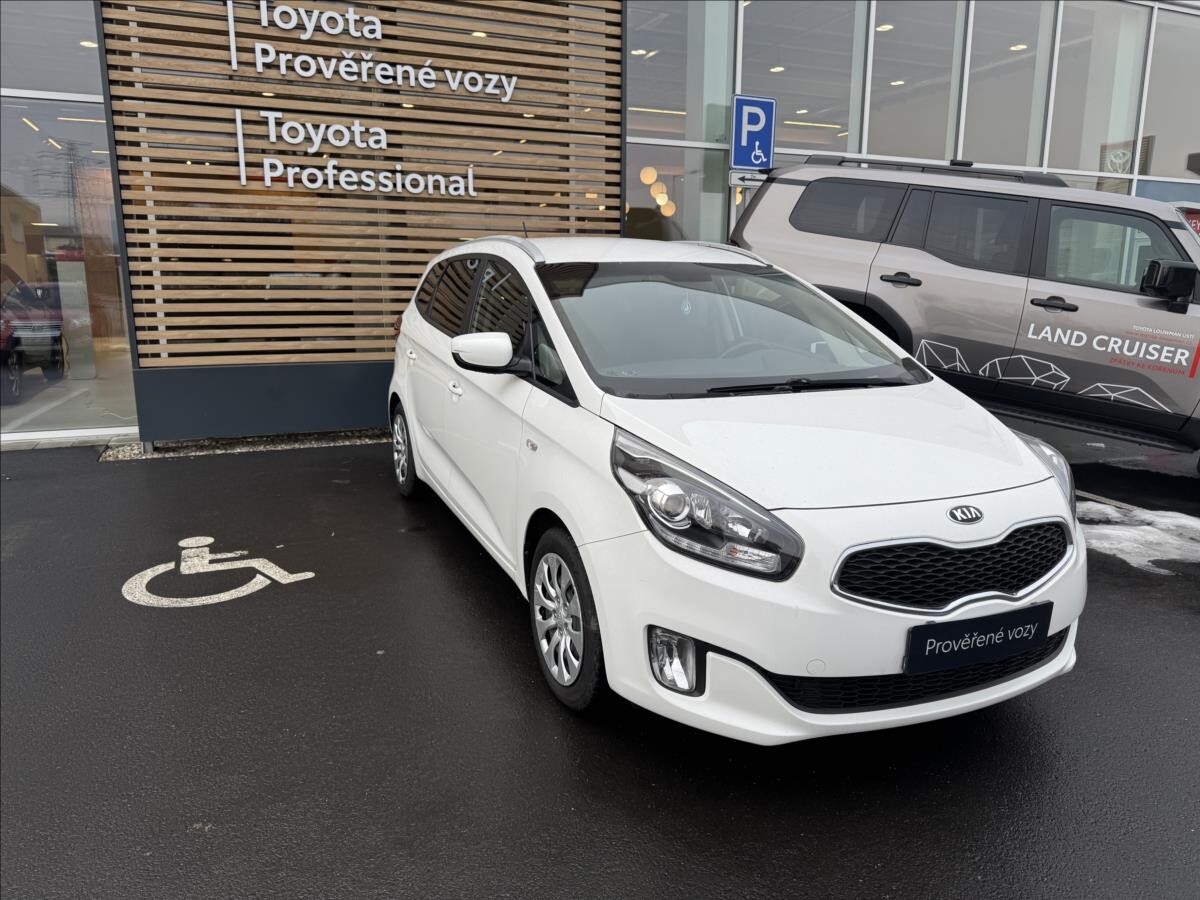 Kia Carens