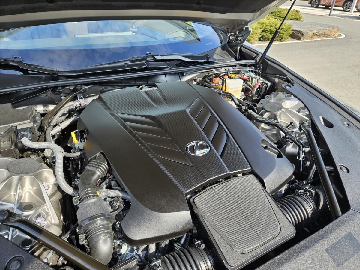 Lexus LC