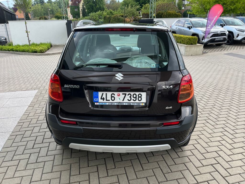 Suzuki SX4