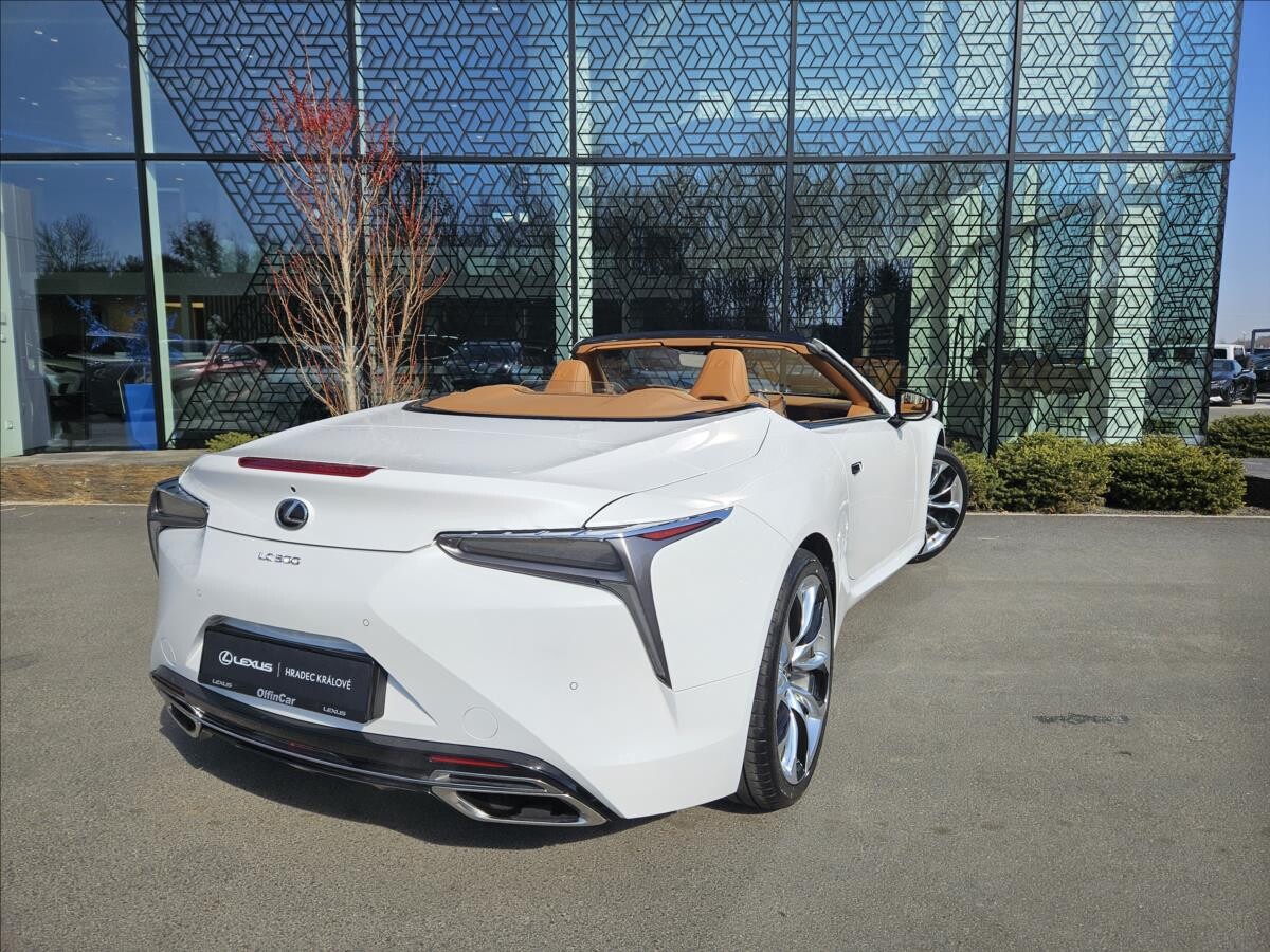 Lexus LC
