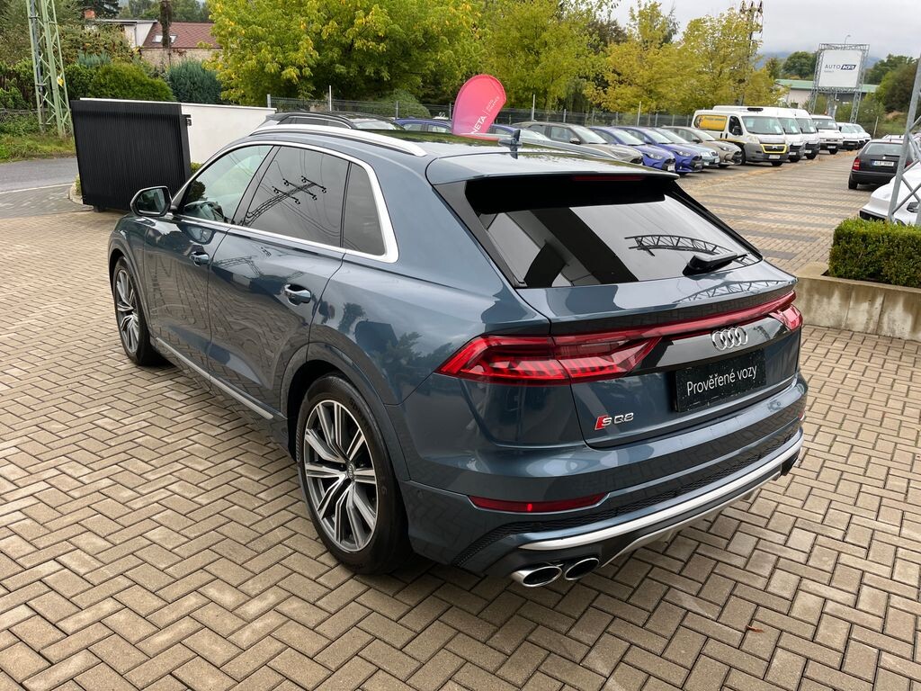 Audi SQ8