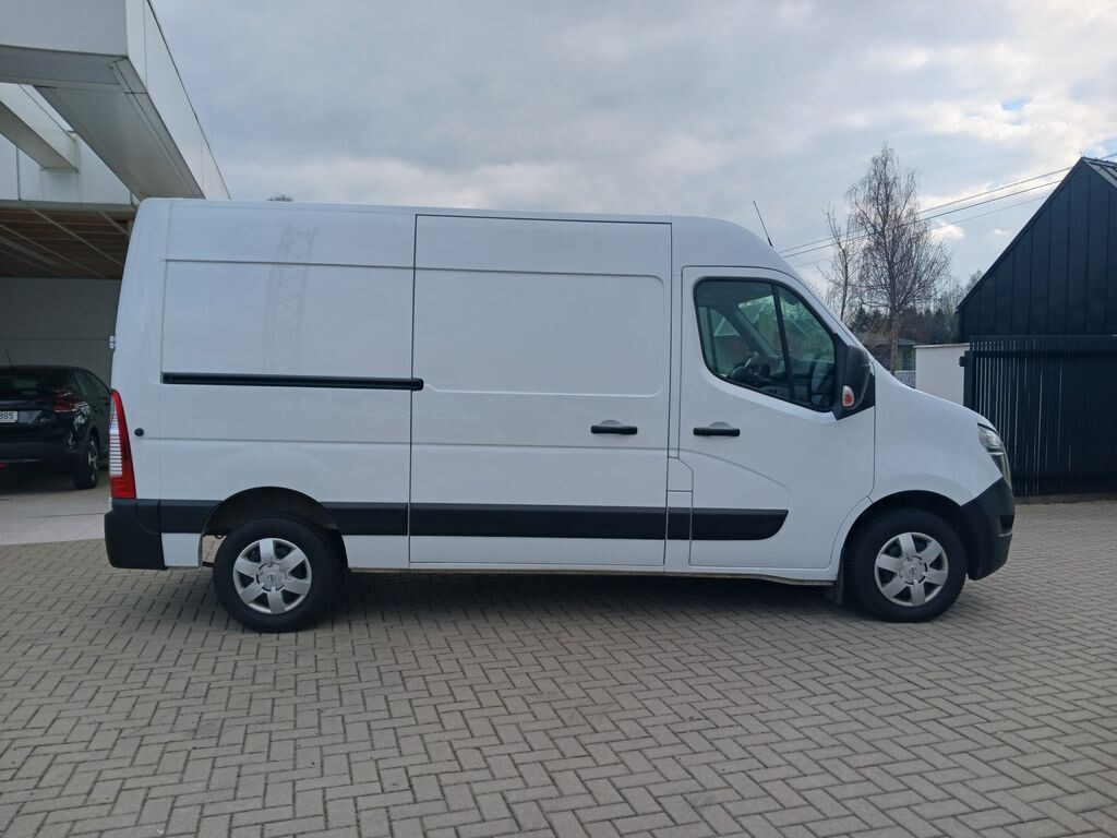 Nissan Interstar