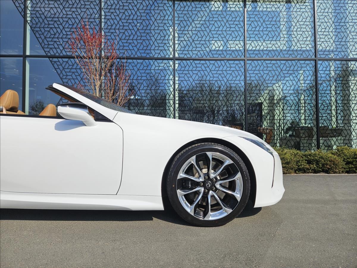 Lexus LC