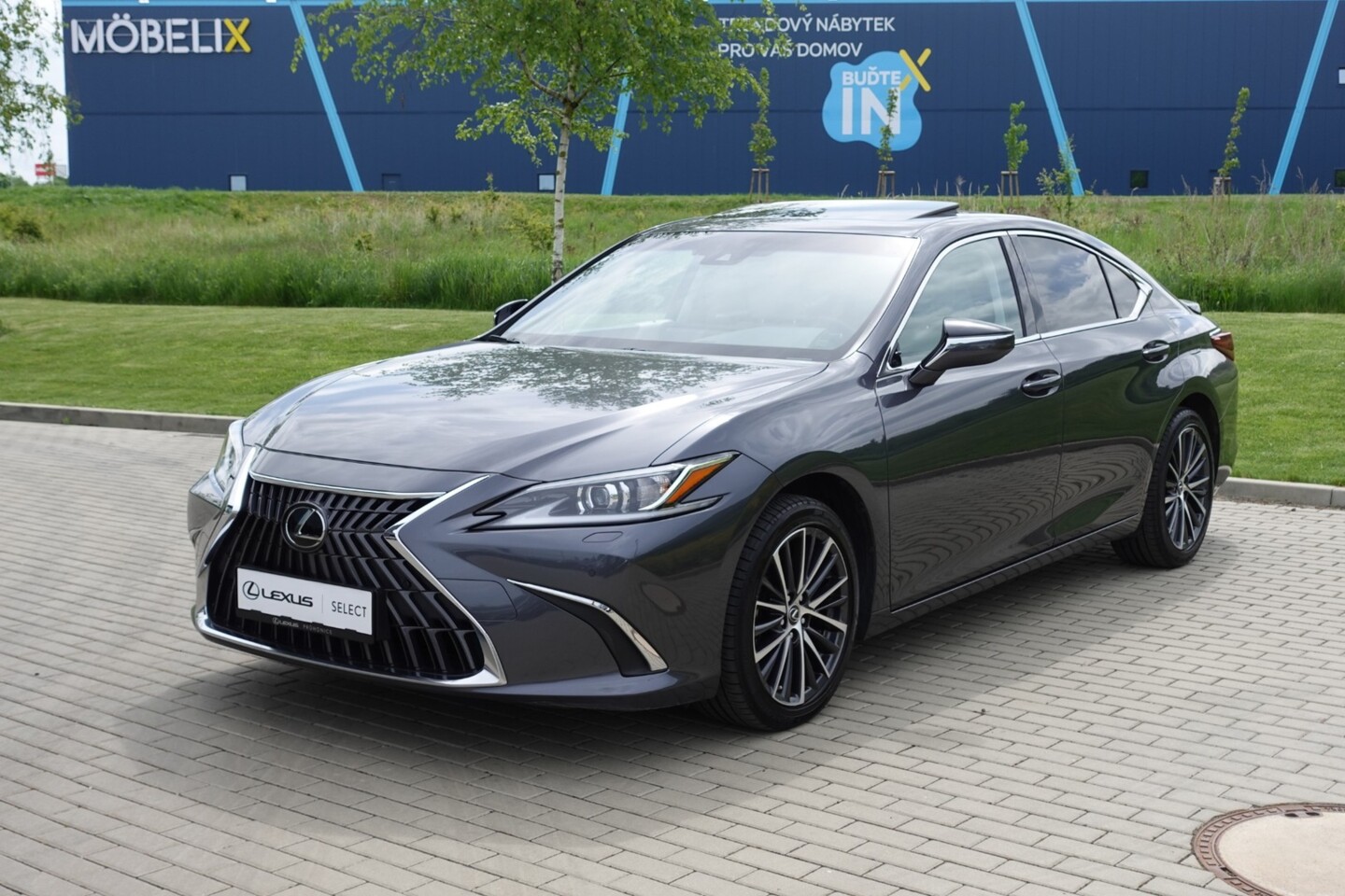 Lexus ES