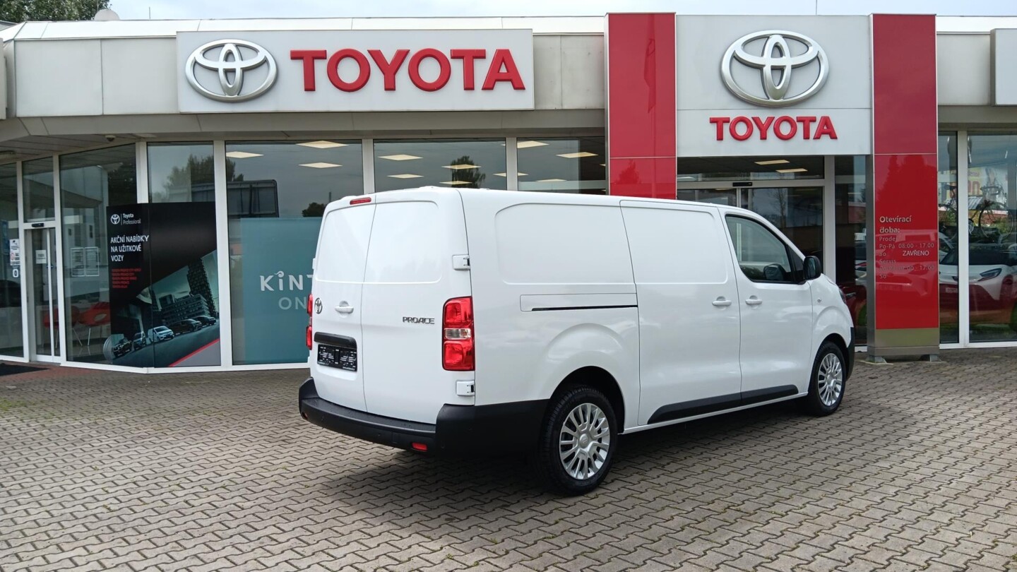 Toyota PROACE